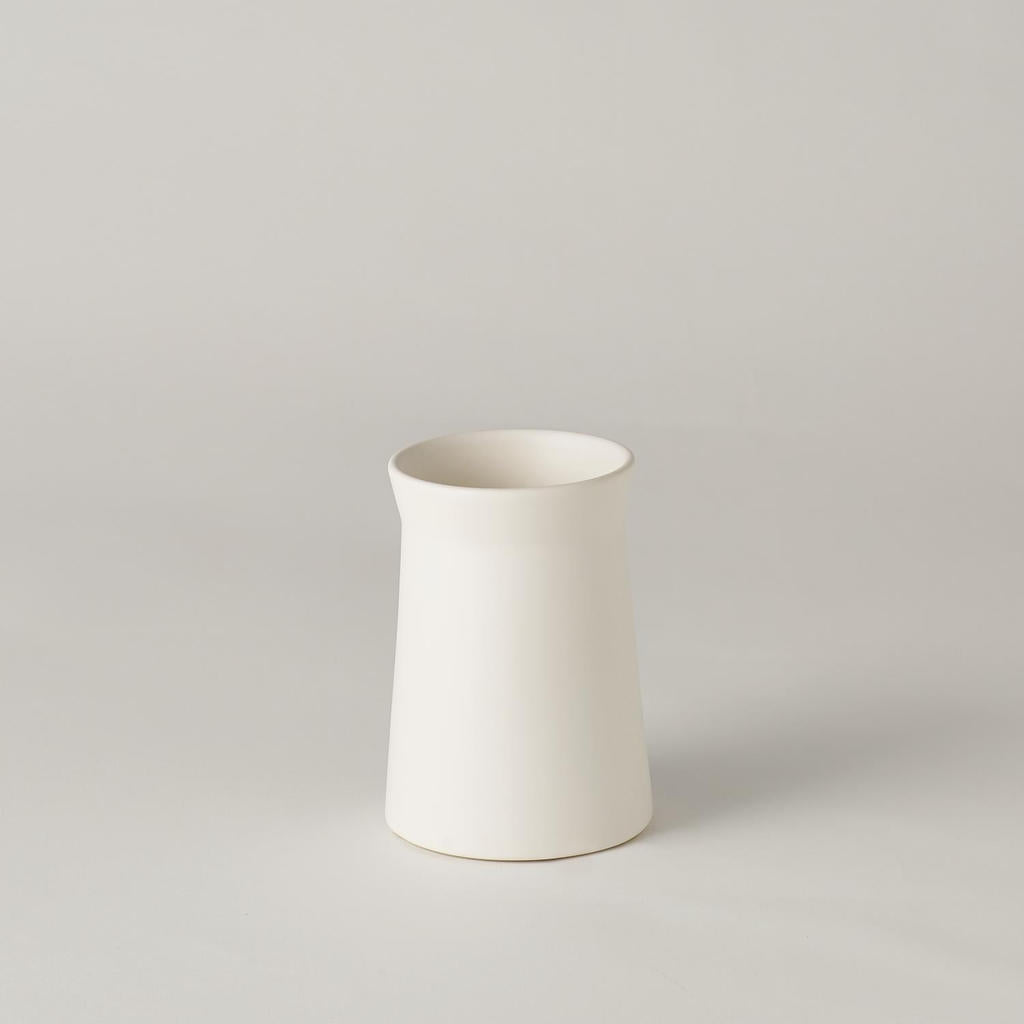 Soft Curve Vase, Moon