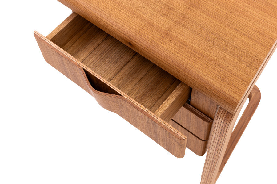Lancer Desk