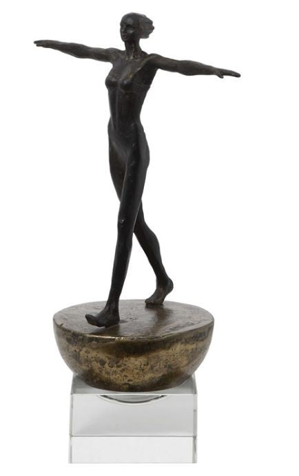 Man/Woman Finding balance Sculpture
