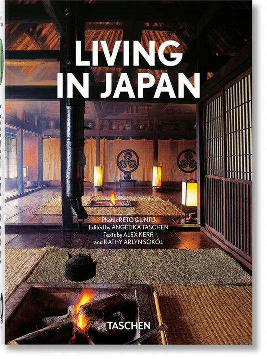 Living in Japan, 40th Edition Book