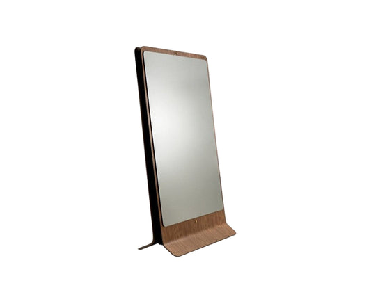 Isan Mirror