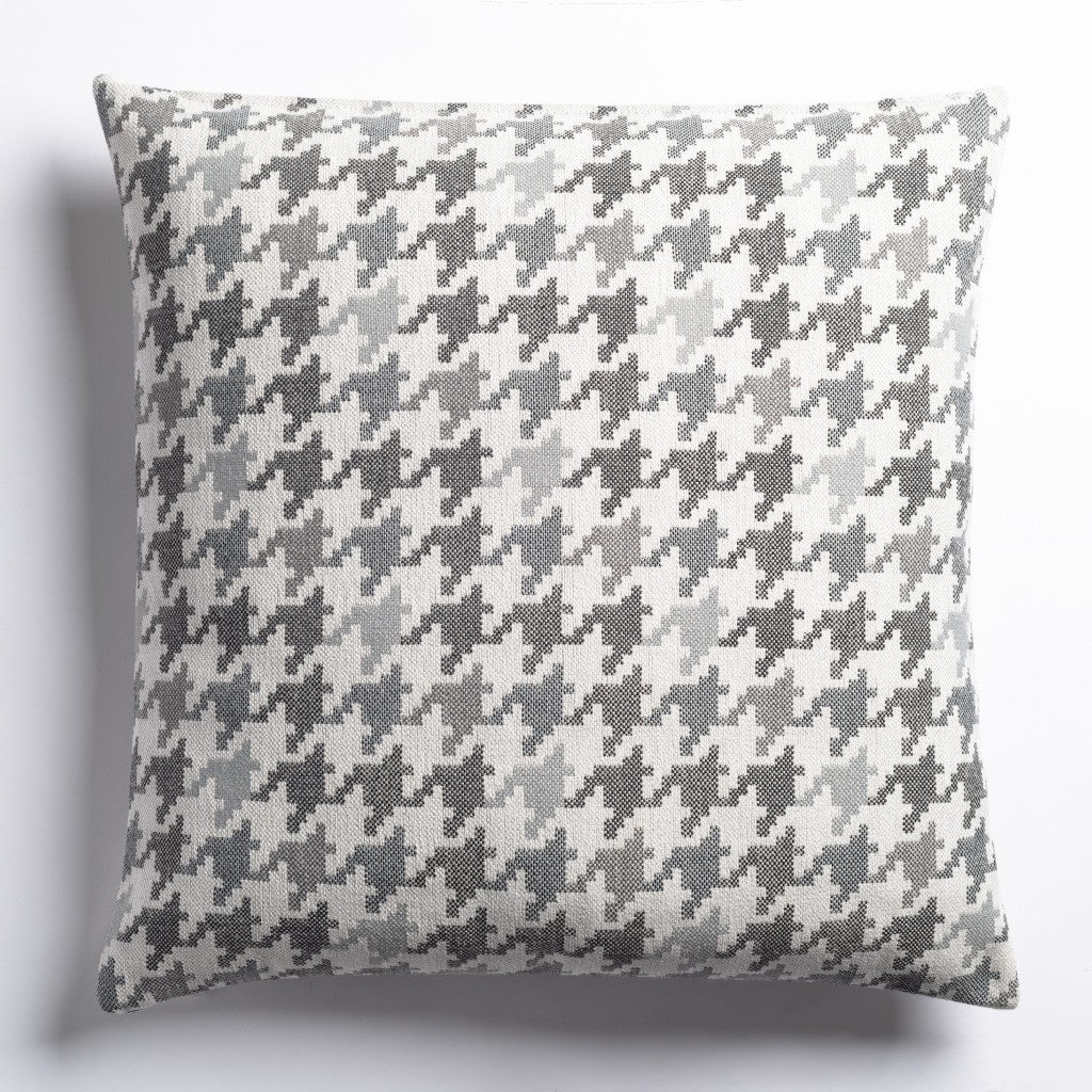 Carly24" Pillow