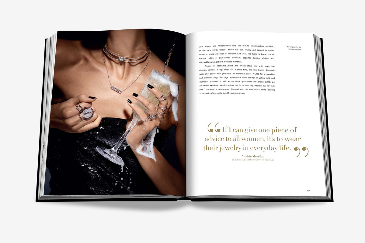 Jewelry Guide: The Ultimate Compendium Book