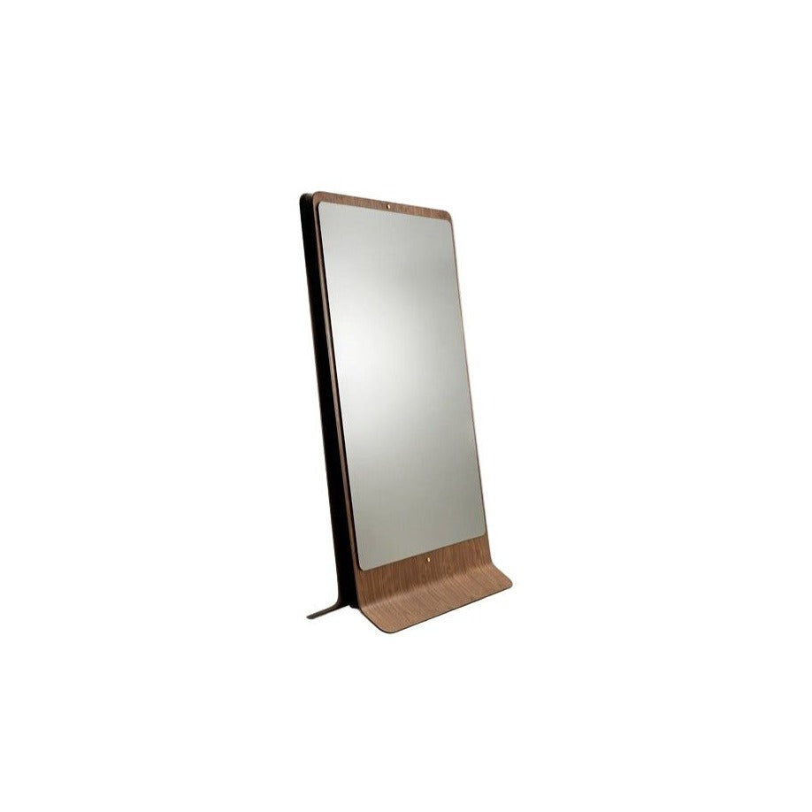 Isan Mirror