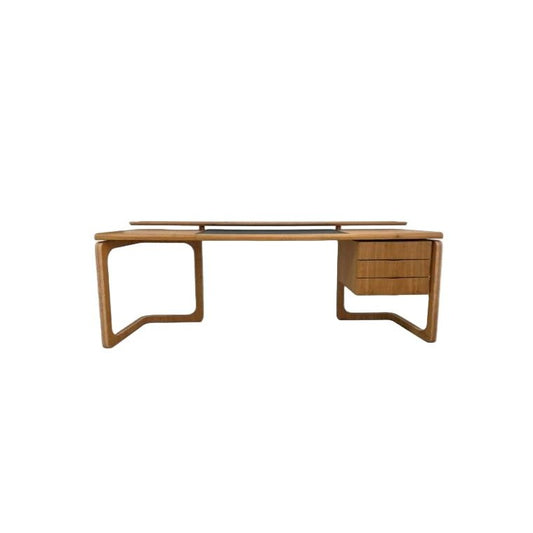 Lancer Desk