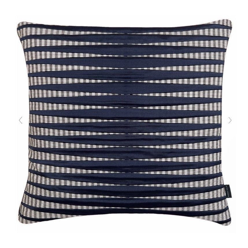 Lawrence Cushion 22''x22''