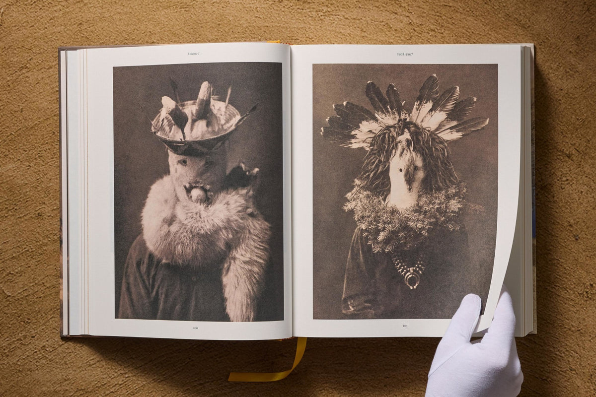 Edward S. Curtis. The North American Indian. Complete Portfolios