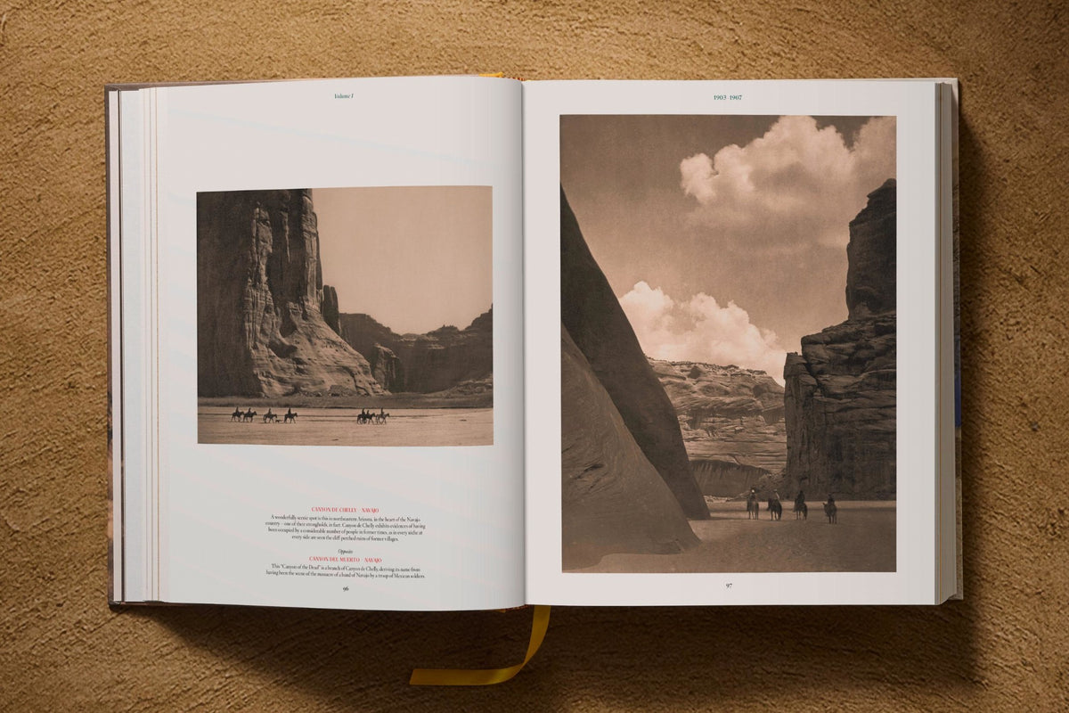 Edward S. Curtis. The North American Indian. Complete Portfolios